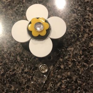 Badge reel